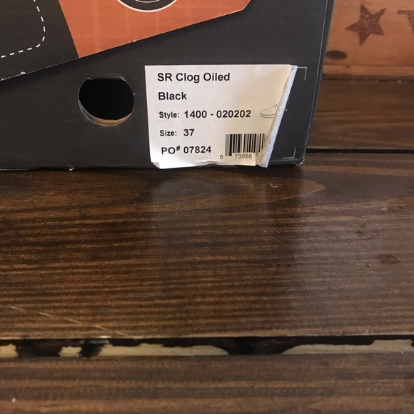 Danskos - Picture 3 of 3